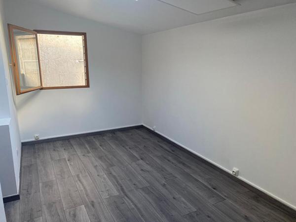 86100 CHATELLERAULT À LOUER : Jolie maison T4 à Châtellerault