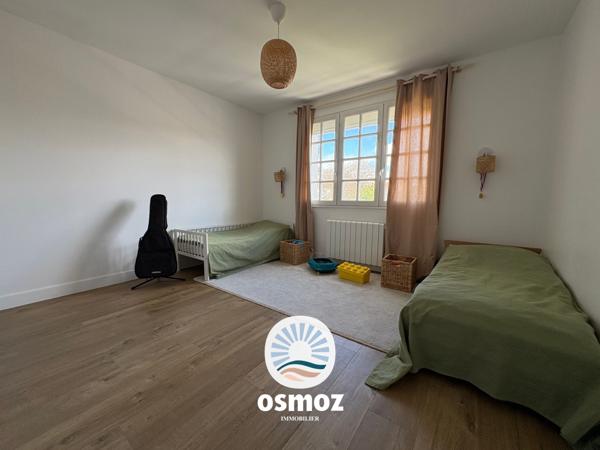 Maison entièrement rénovée à deux pas des commerces !