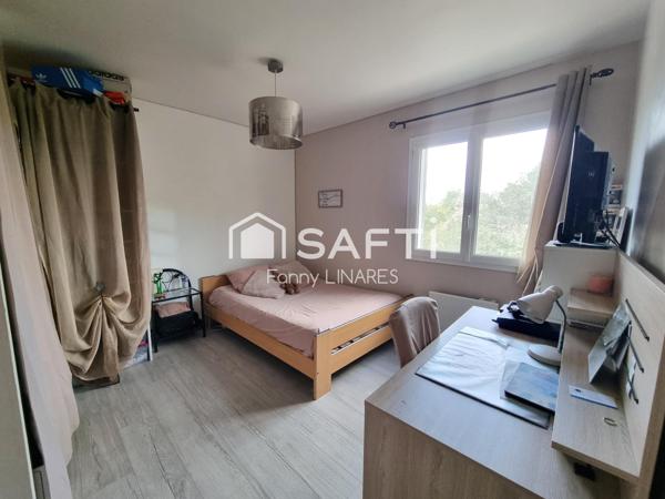 Villa sans travaux, 3 chambres, garage, extérieurs