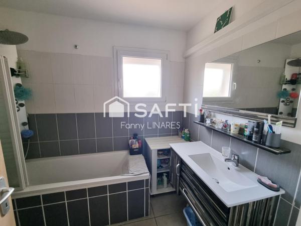 Villa sans travaux, 3 chambres, garage, extérieurs