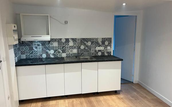 Immeuble à vendre    15 pièces • 305 m2 La Ferté-sous-Jouarre