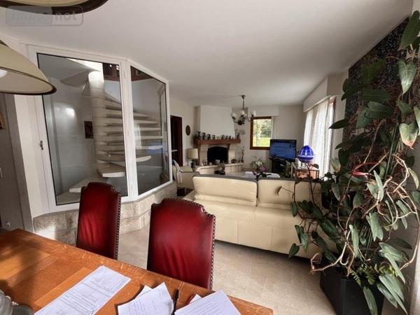 Maison à vendre à Pont-l'Abbé dans le Finistère (29120), ref : 29022-1926