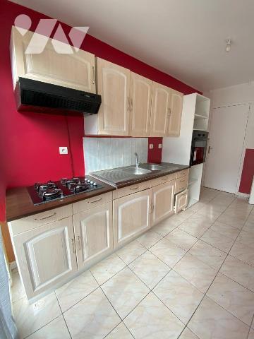 A Bruay-la-Buissière, maison avec garage