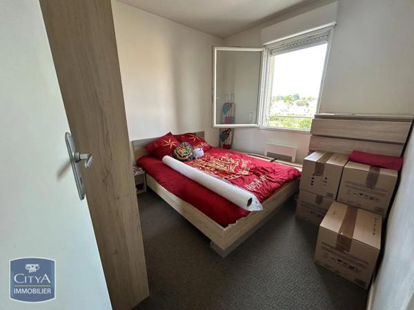 Appartement à louer 2 pièces 32.7m² La Suze-sur-Sarthe (72210)