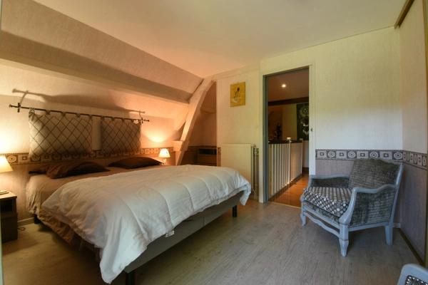 Maison à vendre 10 pièces CHAMPSECRET (61)
