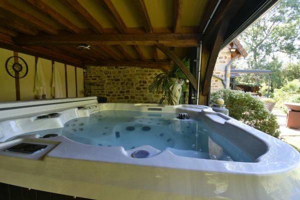 Maison à vendre 10 pièces CHAMPSECRET (61)