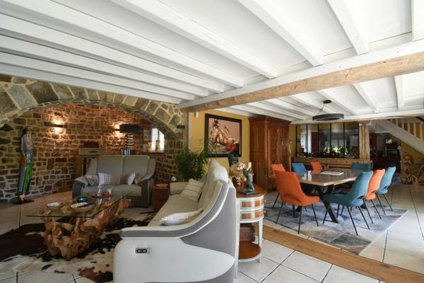 Maison à vendre 10 pièces CHAMPSECRET (61)