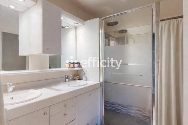 Maison 5 pièces - 198 m² Exclusivité efficity