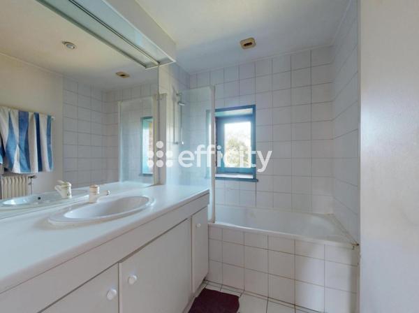 Maison 5 pièces - 198 m² Exclusivité efficity