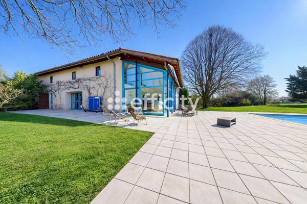 Maison 5 pièces - 198 m² Exclusivité efficity