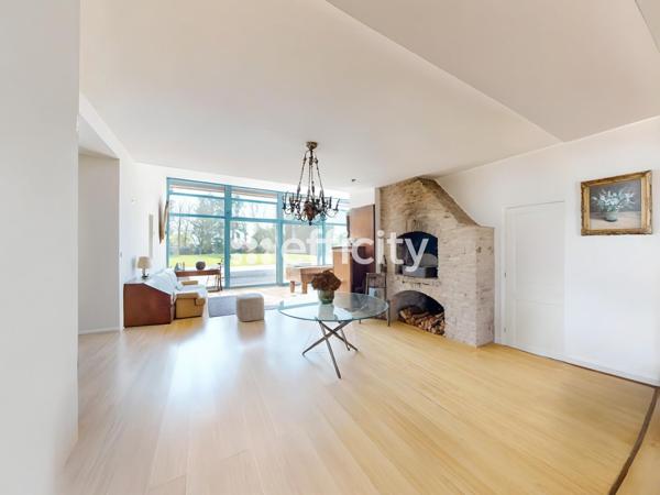 Maison 5 pièces - 198 m² Exclusivité efficity