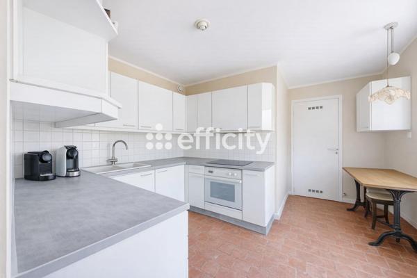 Maison 5 pièces - 198 m² Exclusivité efficity