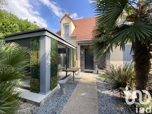 House for sale 6 rooms 125 m² Saint-Fargeau-Ponthierry