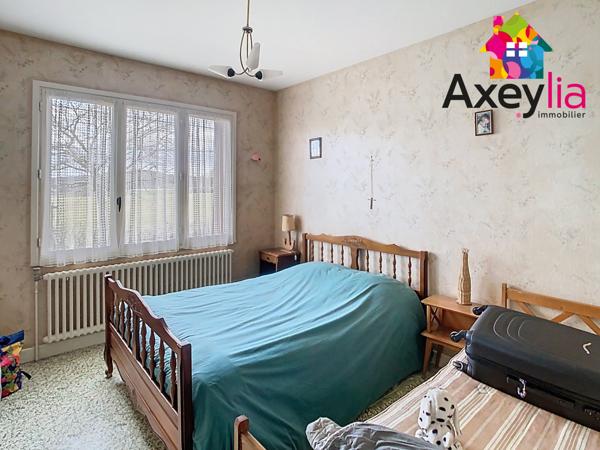 Perreux (42120) A VENDRE- PERREUX - MAISON AVEC 5 CHAMBRES, GARAGE ET TERRAIN