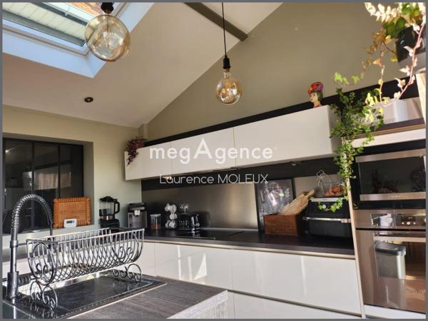 Maison à SAINT-MARTIN-BOULOGNE, 62280 - 7 pièces 240m²