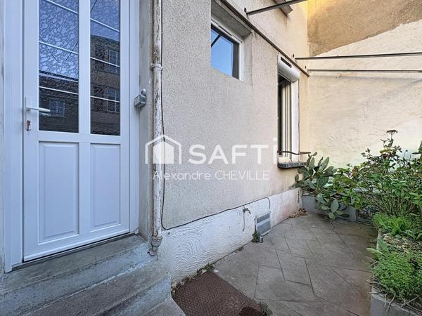 Maison avec terrasse et cour - Quartier Hôpital