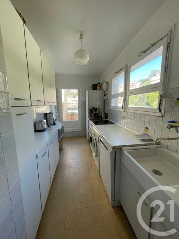 Appartement F5 à vendre  5 pièces - 110 m2 LE LAVANDOU - 83