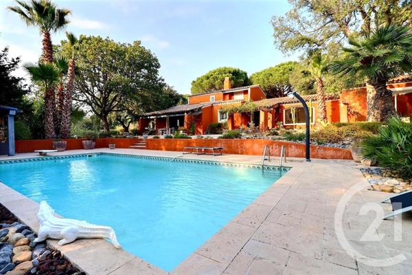 Maison à vendre  8 pièces - 210 m2 PUGET SUR ARGENS - 83