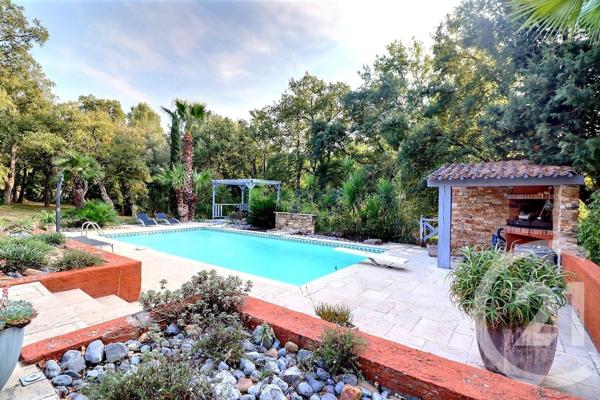 Maison à vendre  8 pièces - 210 m2 PUGET SUR ARGENS - 83