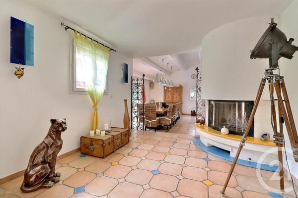 Maison à vendre  8 pièces - 210 m2 PUGET SUR ARGENS - 83
