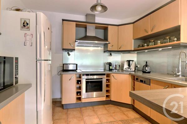 Maison à vendre  8 pièces - 210 m2 PUGET SUR ARGENS - 83