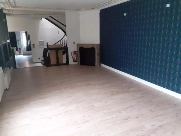 Vente immobilière : Immeuble à Halluin   240.58 m² 190 000 €- Deleu Immobilier Roncq.