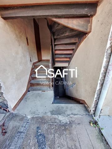 Moirans, Vente ensemble de 3 appartements en coproprièté  à rénover .