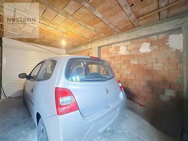 Maison Miramas divisé en deux appartements