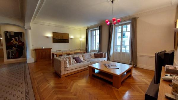 Vente / Appartement T5