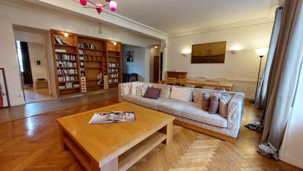Vente / Appartement T5