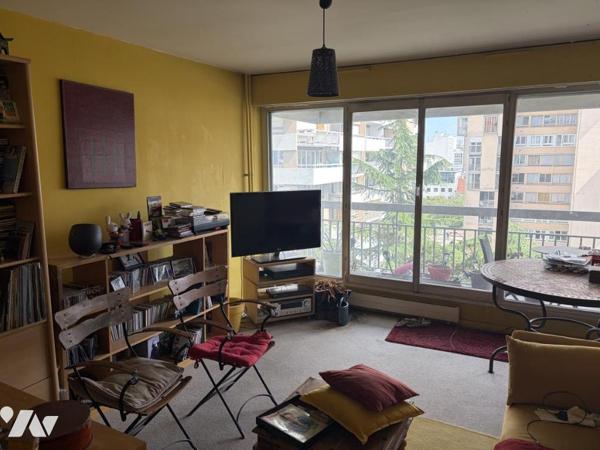 PARIS XIXe - Appartement 2 pièces - Secteur Crimée