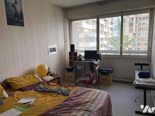 PARIS XIXe - Appartement 2 pièces - Secteur Crimée