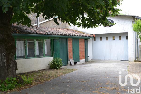 Maison à vendre 7 pièces 180 m² Châteaubernard