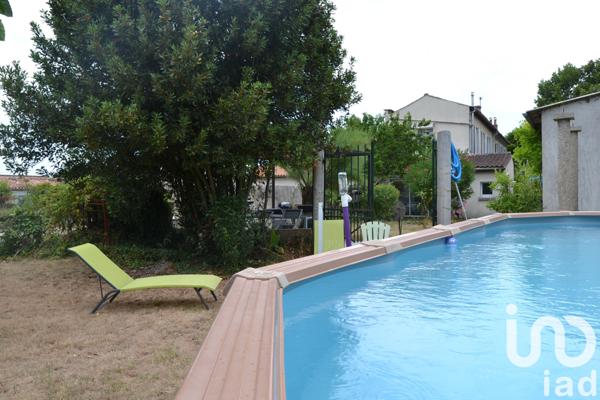 Maison à vendre 7 pièces 180 m² Châteaubernard