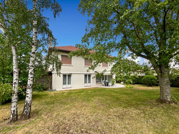 Maison Les Mureaux 140 m² 4 chambres