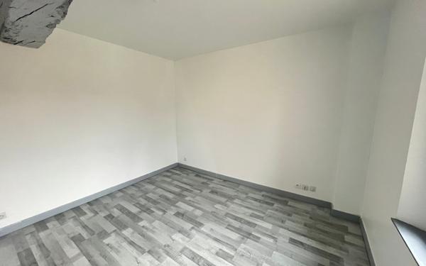 Maison à vendre    7 pièces •  Festieux