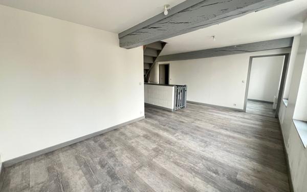 Maison à vendre    7 pièces •  Festieux