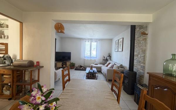 Maison à vendre    5 pièces • 89 m2 Saint-Égrève