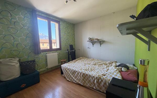 Maison à vendre    5 pièces • 89 m2 Saint-Égrève