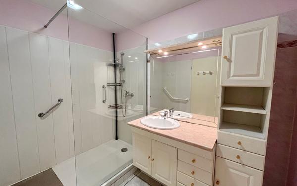 Appartement à vendre    3 pièces • 99,57 m2 Agde