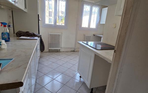 Appartement à vendre    3 pièces • 75,31 m2 Étampes