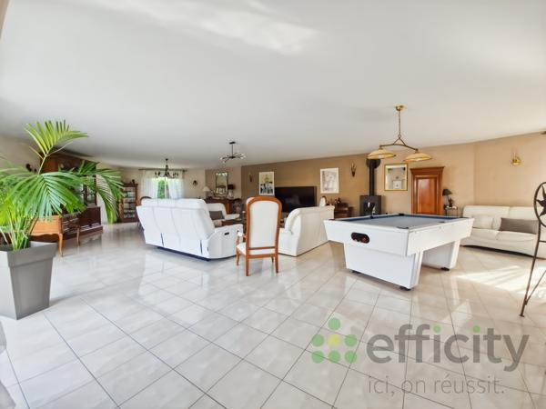 Maison 10 pièces - 287 m² Exclusivité efficity