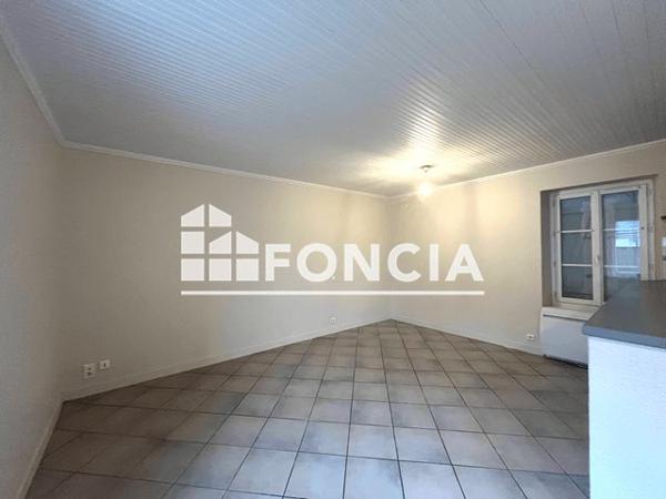 Location Maison 1 pièce 35 m² - Sallertaine 85300