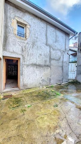 A vendre deux Maisons communicantes à rénover à Lavardac