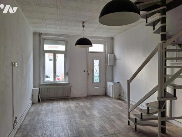 LILLE Moulin Maison sur rue calme de 63m² hab environ - 5 minutes du métro-