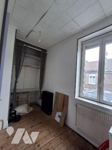 LILLE Moulin Maison sur rue calme de 63m² hab environ - 5 minutes du métro-