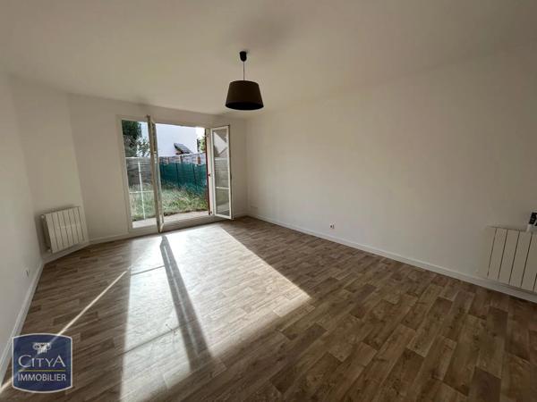 Appartement à louer 2 pièces 44.96m² Gaillon (27600)