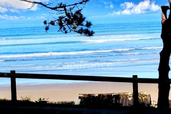 Appartement T2, de 59,89m² Carrez, vue mer exceptionnelle - Plage du RIS, DOUARNENEZ (29)