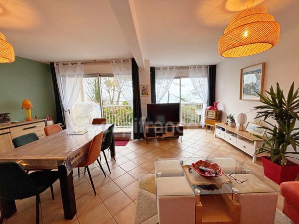Appartement T2, de 59,89m² Carrez, vue mer exceptionnelle - Plage du RIS, DOUARNENEZ (29)
