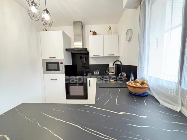 Appartement T2, de 59,89m² Carrez, vue mer exceptionnelle - Plage du RIS, DOUARNENEZ (29)